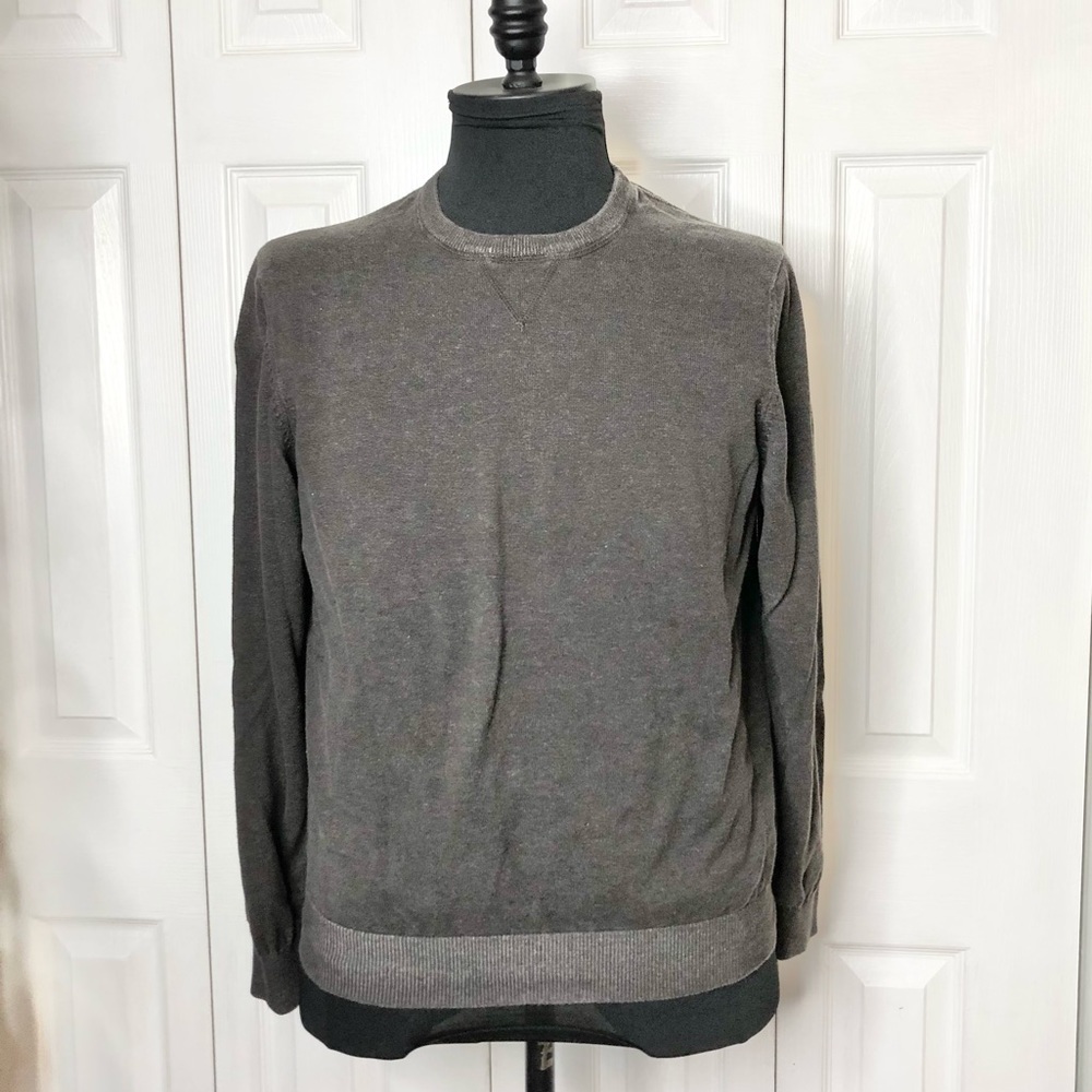 G. H. Bass mocha 💯% cotton crewneck sweater